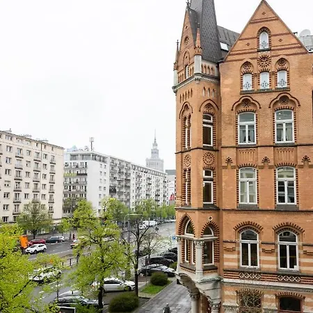 Marszalkowska White & Black By Bookinghost