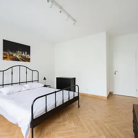 Marszalkowska White & Black By Bookinghost דירה *