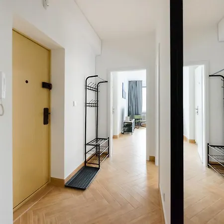 Appartement Marszalkowska White & Black By Bookinghost Warschau
